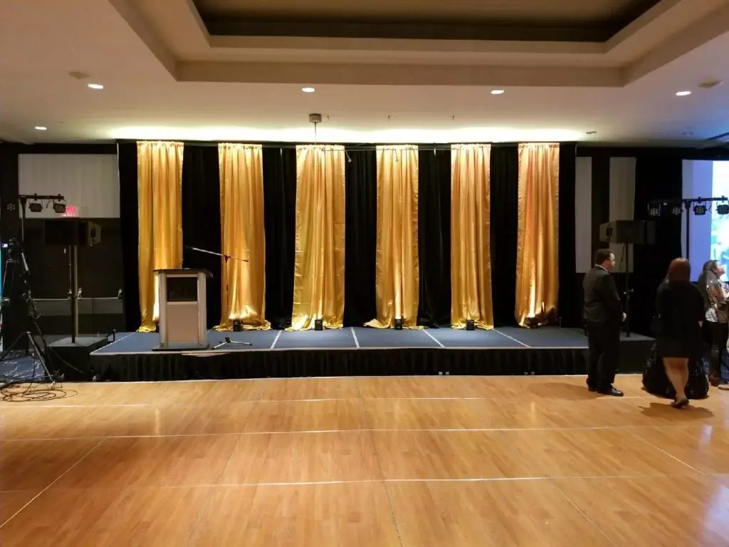 custom-backdrop-rental-1-1024x768